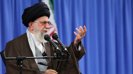 Ayatollah Khamenei: Iran muss seine Verteidigungsfähigkeiten stärken