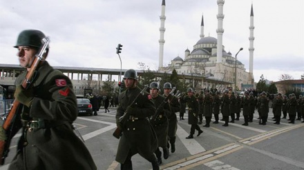 Türkische Armee geht rechtlich gegen einige Medien vor