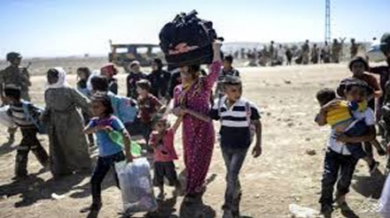 Umsiedlung der Bevölkerung von Mosul nach Angriffen irakischer Soldaten auf die IS-Terroristen