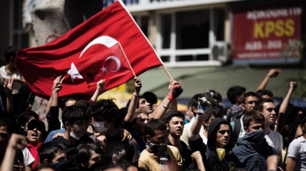 Türkei: Proteste gegen Fortsetzung des Ausnahmezustandes