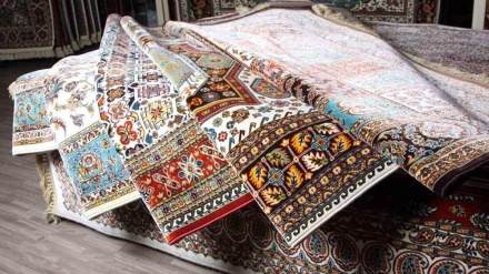 Ausstellung für handgeknüpfte iranische Teppiche 