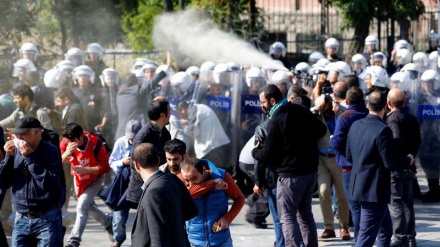 Türkei: Auseinandersetzung zwischen Polizei und  pro-kurdischen Demonstranten
