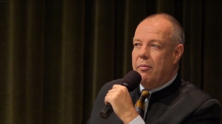 Interview mit Christoph Hörstel