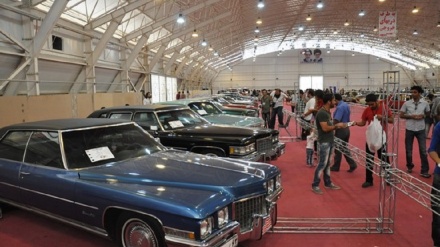 Ausstellung für klassische Automobile in Teheran