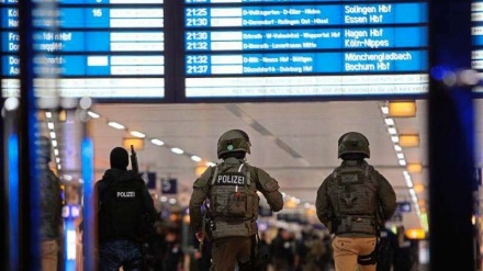 Neun  Verletzte bei Axt-Attacke in Düsseldorf