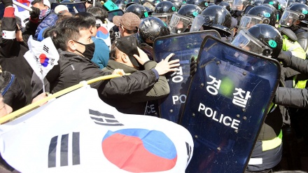 Tote und Verletzte bei Zusammenstößen in Seoul  nach Amtsenthebung der Präsidentin