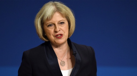 Theresa May würdigt Rolle der Muslime in England