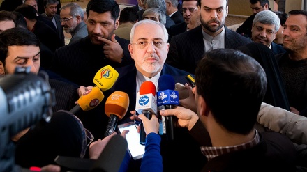 Zarif äußert sich zum saudischen Flugzeug im iranischen Luftraum