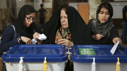 Präsidentenwahl im Iran hat begonnen
