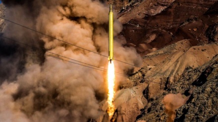 Iranische Rakete auf IS-Stellungen in Syrien tötet 50 Terroristen