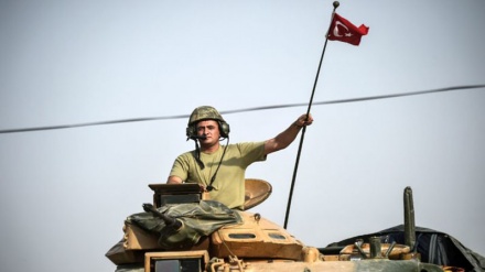 Erste Gruppe türkischer Soldaten in Katar eingetroffen