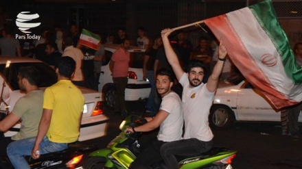 Freude der Menschen / Iran als drittes Team für WM in Russland qualifiziert