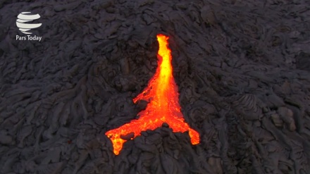 Ein Vulkan in Hawaii wird aktiv
