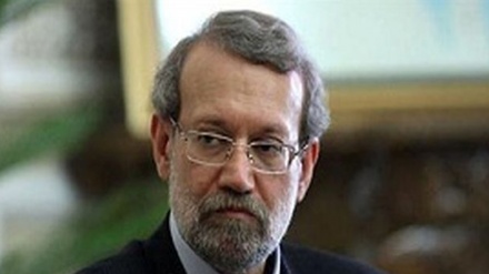 Irans Parlamentspräsident in Minsk eingetroffen