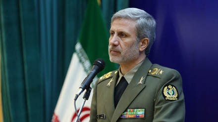 Irans Verteidigungsminister zu Gesprächen in Baku