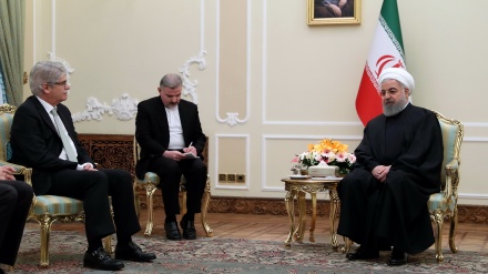 Rohani: Stärkung und Umsetzung des Atomabkommens erleichtert Ausbau der Beziehungen zwischen EU und Iran
