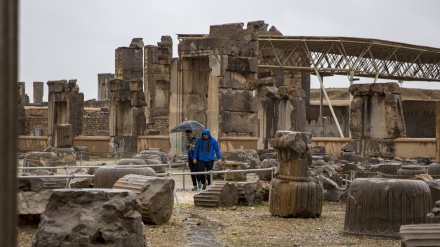 Ein regnerischer Tag in Persepolis