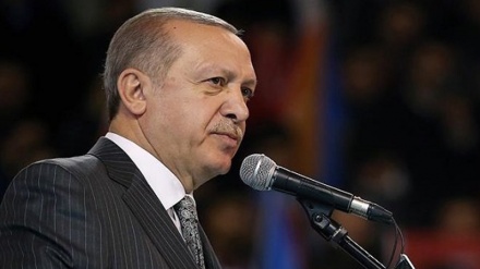 Erdogan betont Fortsetzung von Militäroperationen an syrischer Grenze