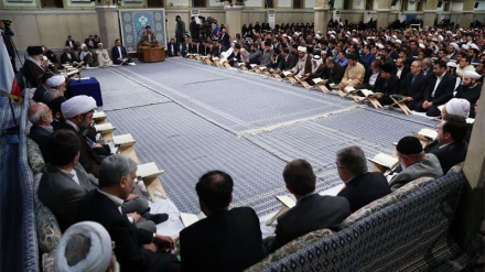 Revolutionsoberhaupt Ajatollah Khamenei : Der Koran ist das feste Seil Gottes