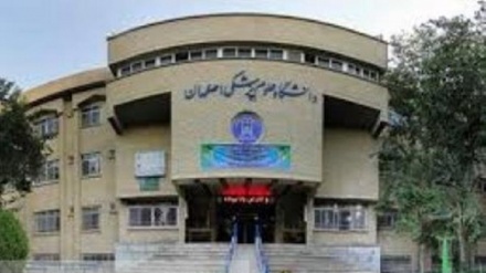 Medizin-Fakultäten  in  Isfahan und Wien unterzeichenten Absichtserklärungsnote
