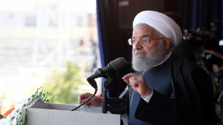 Rohani: Iranisches Volk wird mit Macht gegen jegliche amerikanische Verschwörung kämpfen