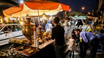 Nächte des Fastenmonats Ramadan in Teheran
