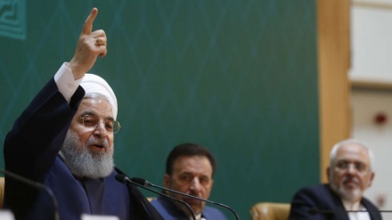 Rohani: Iranische Nation wird beim Kampf der Entschlossenheit den Sieg über USA davontragen