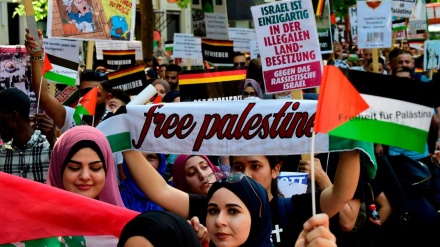 Fußmarsch zum Al-Quds-Tag in Berlin