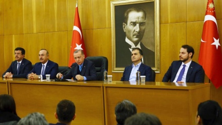 Erdogan stellt neues Kabinett vor