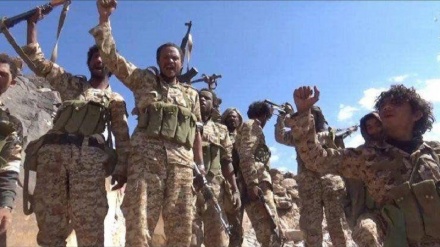 Ansarollah-Kämpfer  im Nordenjemen   auf Vormarsch
