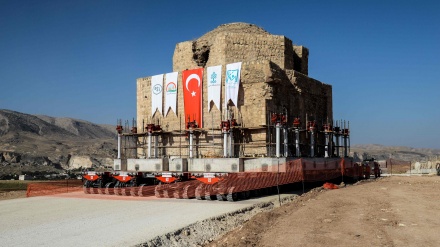 Türkei verlegt altes Badehaus wegen umstrittenen Staudammprojekts