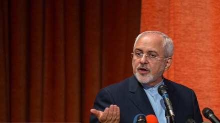 Irans Außenminister nennt  Trumps Schadenfreude über Türkei-Sanktionen unverschämt