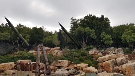 Hisbollah präsentiert eine der  im 33-tägigen Libanon-Krieg eingesetzten Raketen