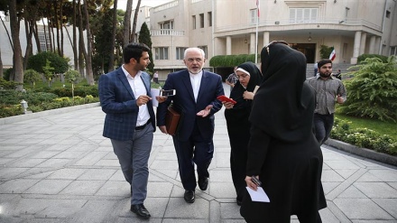 Zarif: Die Welt will anti-iranische Sanktionen der USA nicht umsetzen