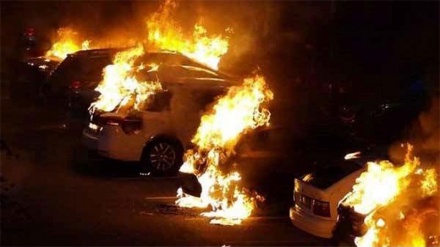 Schweden: Dutzende Autos in Brand gesetzt