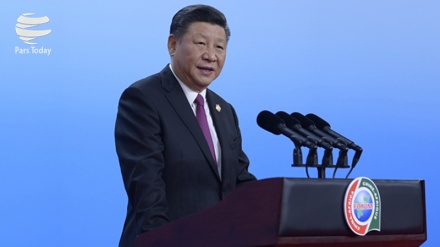 Treffen von Staatspräsidenten Frankreichs und Chinas in Paris