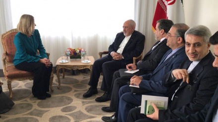 EU-Außenbeauftragte und Irans Außenminister erörtern  Entwicklungen im Zusammenhang mit Atomabkommen
