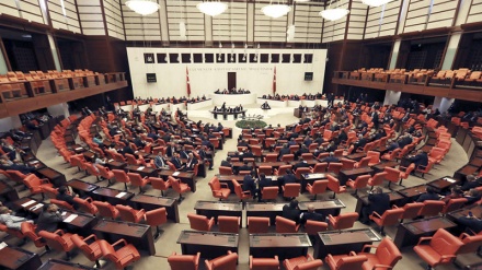 Türkisches Parlament verlängert Militäreinsatz in Irak und Syrien