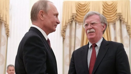 Putin bei Bolton-Treffen: Russland ist überrascht von unfreundlichen Schritten Donald Trumps