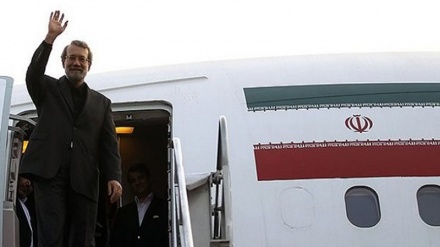 Irans Parlamentspräsident nimmt an der Konferenz der Parlamente der Eurasischen Wirtschaftsunion teilt