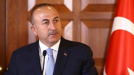 Cavusoglu bezeichnet US-Sanktionen gegen Iran erneut als falsch