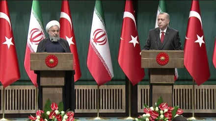 Präsident Rohani bezeichnet ungerechte US-Sanktionen gegen Iran als terroristischen Akt