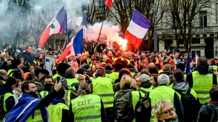 Neue Proteste von Gelbwesten in Frankreich