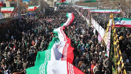 Resolution vom 22. Bahman: Einheit und Zusammenhalt sind Hauptgarant der Islamischen Revolution zur Überwindung der Verschwörungen der Feinde