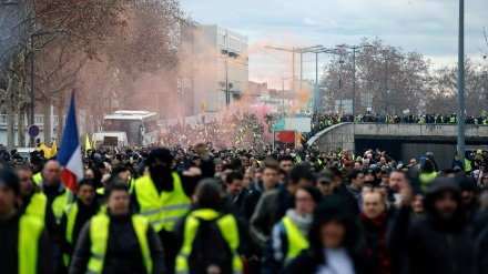 Erneut Tausende „Gelbwesten“ auf Frankreichs Straßen