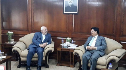 Zarif: US-Sanktionen bedrohen jetzt auch eigene Wirtschaft