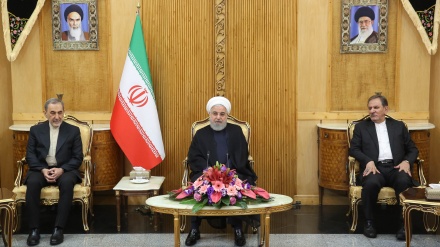 Präsident Rohani: USA hinsichtlich der Feindschaft mit Iran mehr denn je isoliert