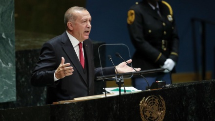 Türkei wird weiter Öl und Gas vom Iran kaufen