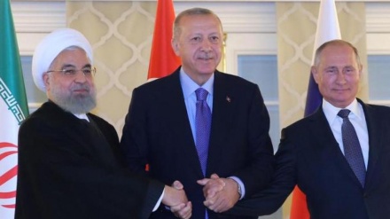 Rohani: Illegale US-Präsenz bedroht Souveränität Syriens