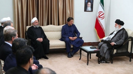 Revolutionsoberhaupt empfängt pakistanischen Regierungschef 